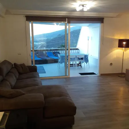 3 Bedrooms Heated Pool Апартаменты Адехе