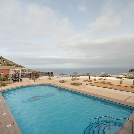 شقة 3 Bedrooms Heated Pool أذيخي